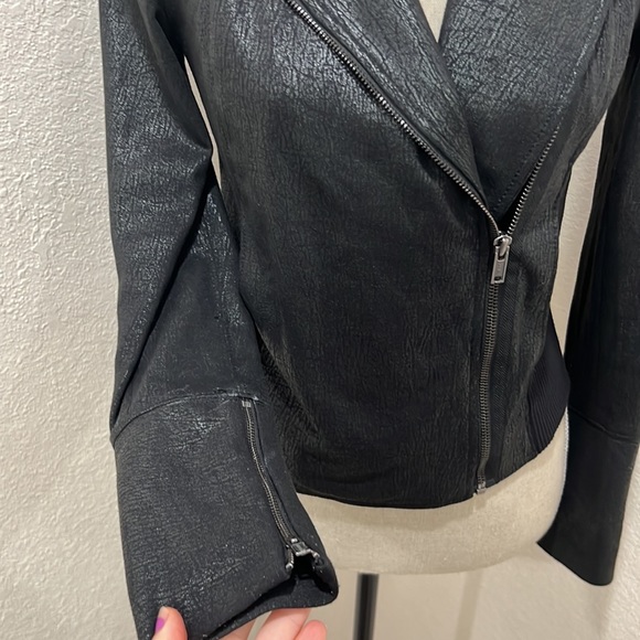 Express jacket - Picture 3 of 9